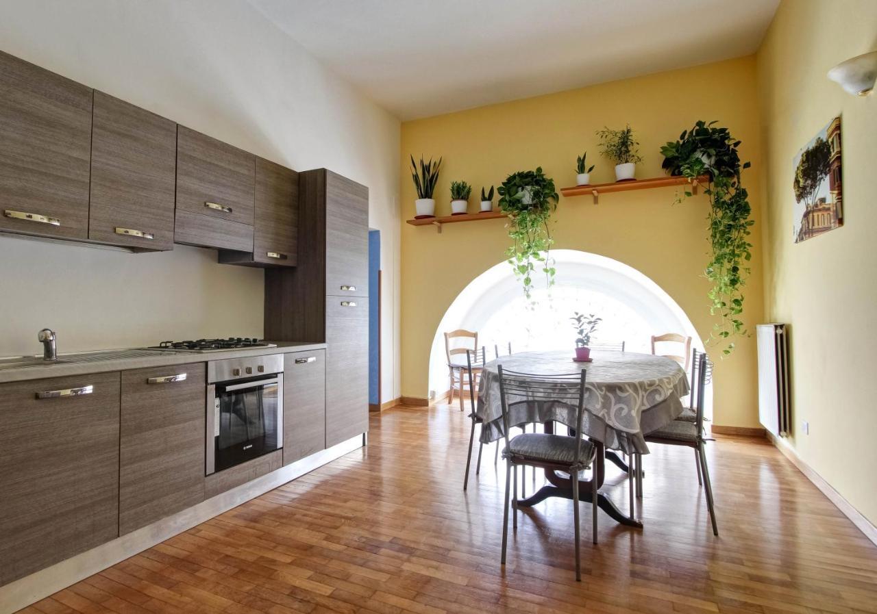 Apartament Roman House Zewnętrze zdjęcie